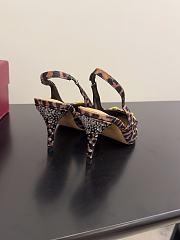 Gucci Pointed-Toe Slingback Pumps with Leopard Print and Crystal Embellishments - 5