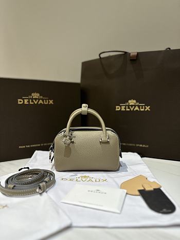 Fortok Delvaux Cool Box Moss Green 16.5 x 7.5 x 11 cm