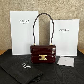 FORTOK CELINE Triomphe handbag IN PATENT CALFSKIN ROUGE 18.5 x 13 x 6 CM