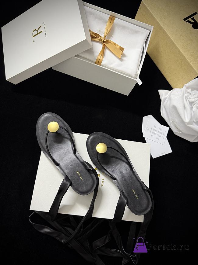 Fortok The Row Cord leather thong sandals Black - 1