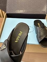 Fortok Saffiano leather crisscross slides Black - 5