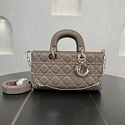 Fortok Dior Medium Lady D-Joy Bag Powder Beige Cannage Lambskin 26 x 13.5 x 5 cm  - 1
