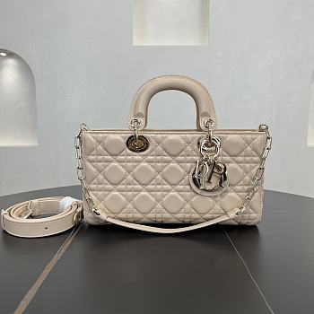 Fortok Dior Medium Lady D-Joy Bag Beige 26 x 13.5 x 5 cm