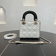 Fortok Dior Lady Dior White With Black Handle 17 x 15 x 7 cm - 4