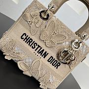 Fortok Christian Dior Pre-owned 2010s Medium Lady D-Lite Butterfly Handbag - Tan 24 x 21 x 12 cm  - 2