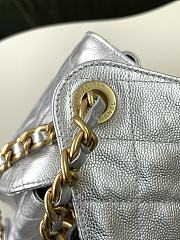 Fortok Chanel 25 Silver Caviar Leather Bag 30 x 26 x 14cm - 2