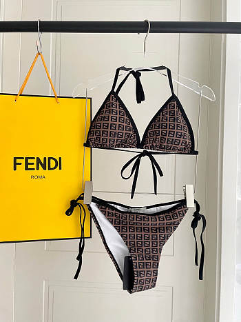 Fortok Fendi Bikini 02
