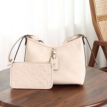 Fortok Louis Vuitton CarryAll Off White 24 x 12 x 29.5 cm