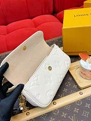 Fortok Louis Vuitton Ivy Wallet On Chain White 23.5 x 12 x 4.3 cm - 5
