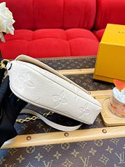 Fortok Louis Vuitton Ivy Wallet On Chain White 23.5 x 12 x 4.3 cm - 4