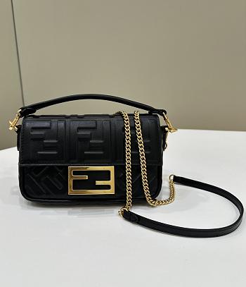 Fortok Fendi Baguette FF Logo Black Bag In Gold Hardware 19×4×12cm 