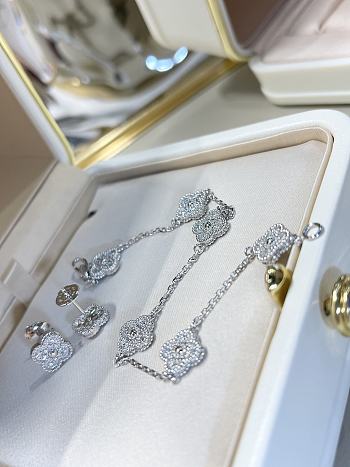 Fortok Van Cleef & Arpels Bracelete