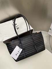 Fortok Alaïa Neo Mina 32 Perforated Calfskin Tote Black 32x19x16cm - 2