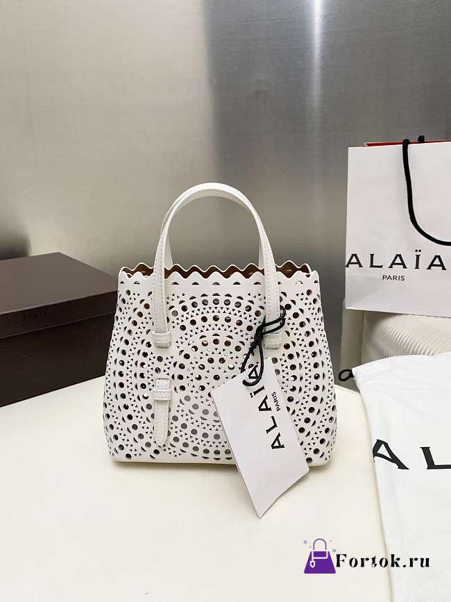 Fortok Mina 25 vienne circulaire white leather tote bag 20 x 17 x 10 cm - 1