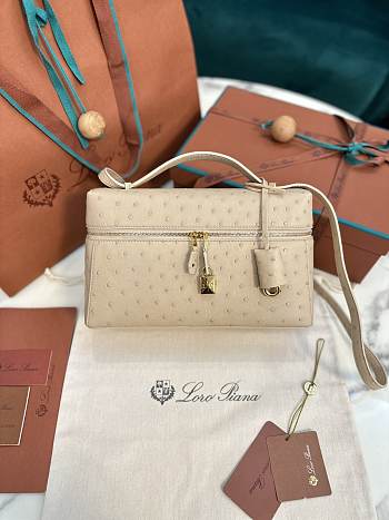 Fortok Loro Piana Extra Pocket L19 Beige Ostrich Leather 27 x 10 x 16 cm