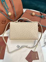 Fortok Loro Piana Extra Pocket L19 Beige Ostrich Leather 27 x 10 x 16 cm - 4