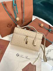 Fortok Loro Piana Extra Pocket L19 Beige Ostrich Leather 27 x 10 x 16 cm - 2