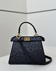 Fortok Fendi Peekaboo Isee U Bag Black Ostrich Leather 20x11x15cm - 1