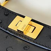 Fortok Fendi Peekaboo Isee U Bag Black Ostrich Leather 20x11x15cm - 2