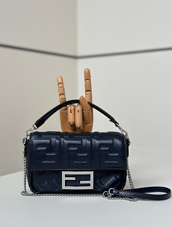 Fortok Fendi Baguette FF Logo Bag Black Silver 19×5×12cm