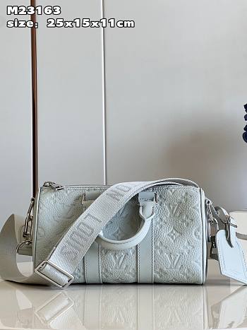 Fortok Louis Vuitton Keepall Bandouliere 25 25 x 15 x 11 cm