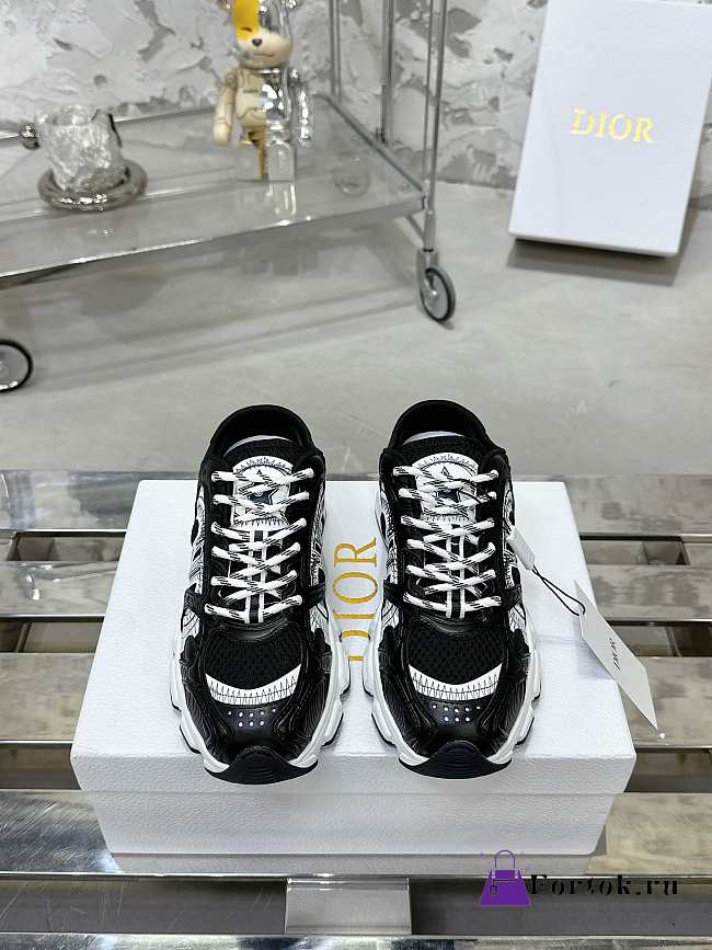 Fortok Dior Chrono Sneaker Black Mesh with White Laminated Leather-Effect Panels - 1