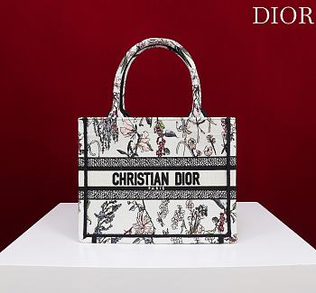 Fortok Dior Small Dior Book Tote Beige Millefiori Embroidery 26*22*8cm