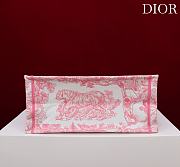 Fortok Dior Medium Book Tote White and Yarrow Pink Toile de Jouy Sauvage Embroidery 36*28*16cm - 5
