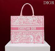 Fortok Dior Large Book Tote White and Yarrow Pink Toile de Jouy Sauvage Embroidery 41*35*18cm - 1