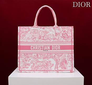 Fortok Dior Large Book Tote White and Yarrow Pink Toile de Jouy Sauvage Embroidery 41*35*18cm