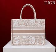 Fortok Dior Medium Book Tote White and Beige Toile de Jouy Sauvage Embroidery 36*28*16cm - 3