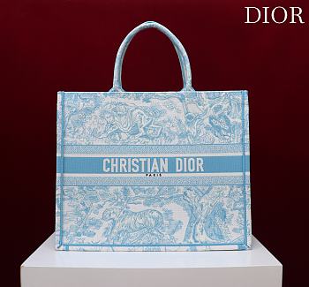 Fortok Dior Large Book Tote White and Celestial Blue Toile de Jouy Sauvage Embroidery 41*35*18cm