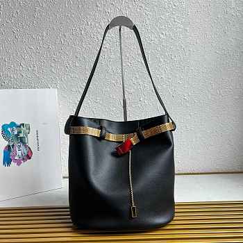 Fortok Prada Bucket bags Black 6.5cm*29cm*18cm  