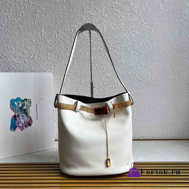 Fortok Prada Bucket bags White 6.5cm*29cm*18cm   - 1
