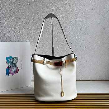 Fortok Prada Bucket bags White 6.5cm*29cm*18cm  