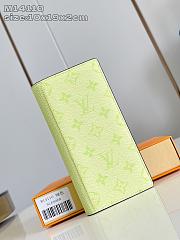 Fortok Louis Vuitton Long Wallet Monogram Neon Green 10 x 19 x 2cm - 1