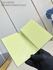 Fortok Louis Vuitton Wallet Monogram Neon Green 10 x 14 x 2cm  - 6