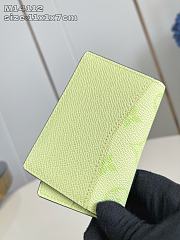 Fortok Louis Vuitton Wallet Monogram Neon Green 7 x 11 x 1cm   - 3