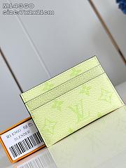 Fortok Louis Vuitton Card Holder Monogram Neon Green 7 x 11 x 1cm - 1