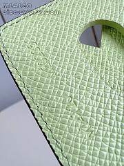 Fortok Louis Vuitton Card Holder Monogram Neon Green 9x0.5x6cm - 5