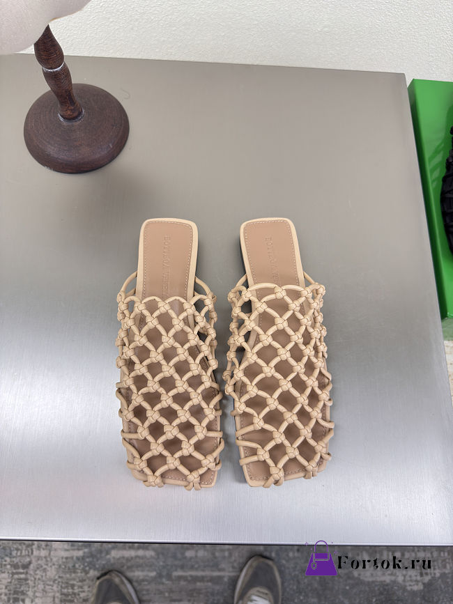 Fortok Bottega Venetas Sandals Beige - 1