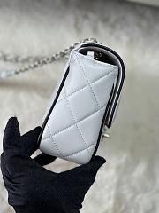 Fortok Chanel Flap Bag White With Black Line 19.5cm - 3