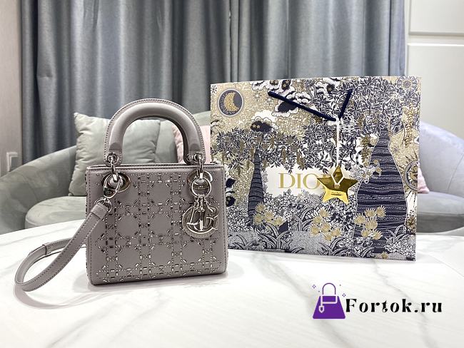 Fortok Dior Mini Lady Dior Bag Gray Strass Cannage Satin 17x15x7cm - 1