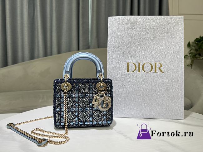 Fortok Dior Small Dior Bag Blue Smooth Calfskin And Satin With Bead Embroidery 17×15×7cm - 1
