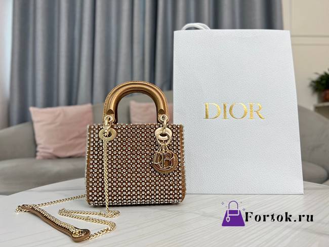 Fortok Dior Mini Lady Dior Bag Square-motif Embroidery Set with Pink Strass and White Round Beads 17 x 15 x 7 cm - 1