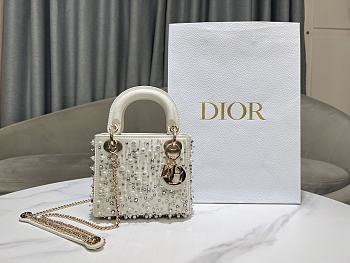 Fortok Dior Mini Lady Dior Bag Square-motif Embroidery Set with White Strass and Round Beads 17 x 15 x 7 cm