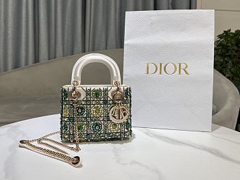 Fortok Dior Mini Lady Dior Bag Square-motif Embroidery Set with White Strass and Green Round Beads 17 x 15 x 7 cm