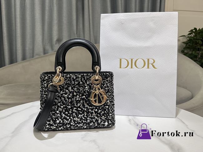 Fortok Dior Mini Lady Dior Bag Square-motif Embroidery Set with Black Strass and White Round Beads 20 x 16.5 x 8 cm - 1