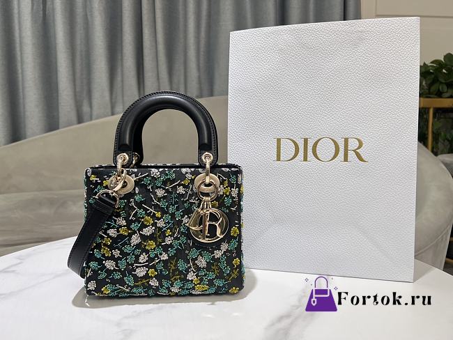 Fortok Dior Mini Lady Dior Bag Square-motif Embroidery Set with Black Strass and Green Tree Details 20 x 16.5 x 8 cm - 1