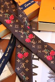 Fortok Louis Vuitton x Takashi Murakami Bandou BB Monogram Brown Cherry 5x120cm - 2